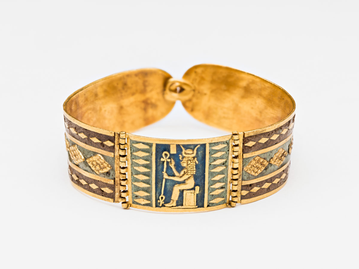 Браслет из золота фараон
